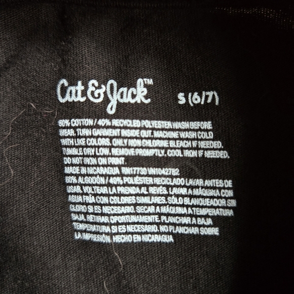 EUC Little Boy Set of 2 Cat & Jack Long Sleeve T-shirts Outdoors Graphic tee - Picture 4 of 9